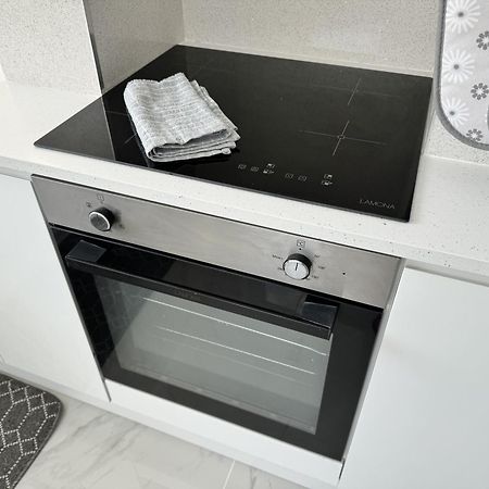 Modern 3-Bed Hideaway Near Westgate With Parking Villa Canterbury Buitenkant foto