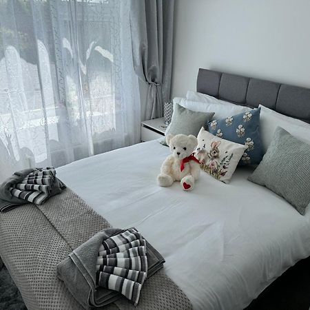 Modern 3-Bed Hideaway Near Westgate With Parking Villa Canterbury Buitenkant foto